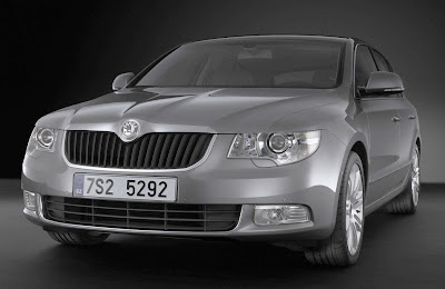 CARSCOOP Superb  Skoda Superb: First Official Picture