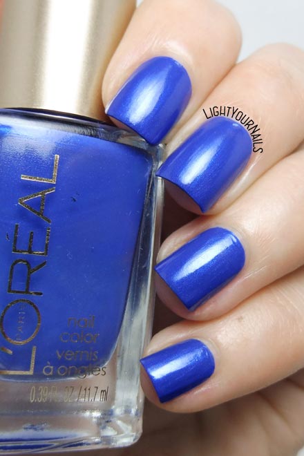 Smalto blu L'Oreal Rebel Blue-Notting Hill Blue nail polish #loreal #lightyournails #nails #unghie