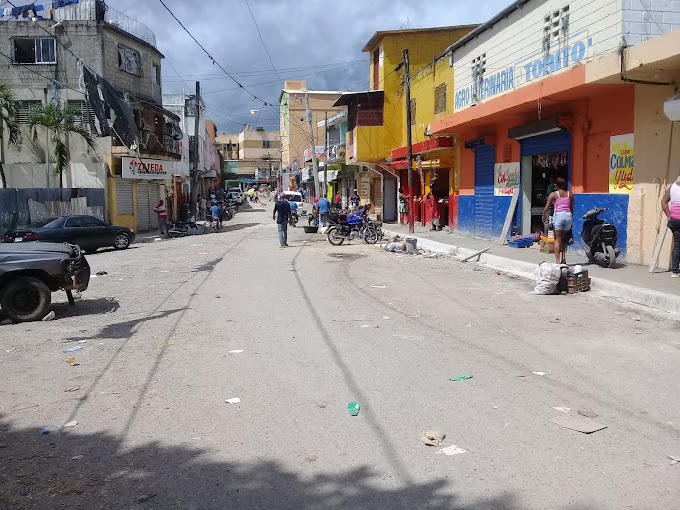 SALUD PUBLICA REITERA QUE ES LA DEPENDENCIA ESTATAL LA QUE HA CLAUSURADO EL LLAMADO "MERCADO DE LA SANTOME EN SAN CRISTOBAL Y NO LA ALCALDIA MUNICIPAL