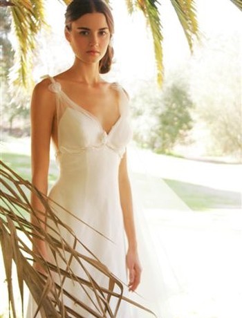 Exotic Beach Wedding Dress Gown