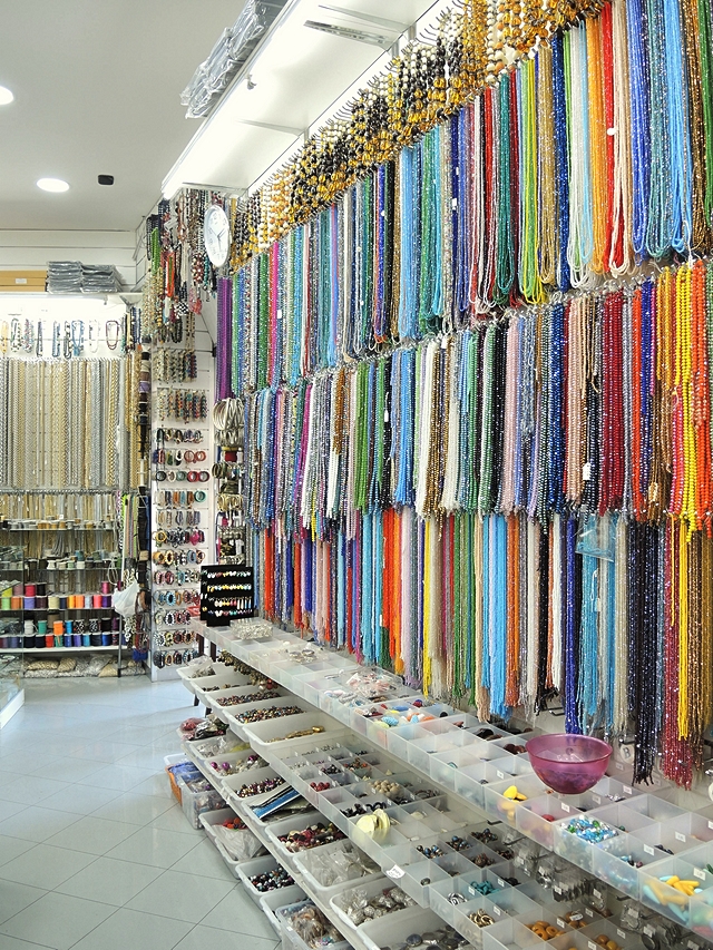 bead shops in via nolana in Napoli Italy