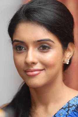 Asin spoke to the Kerala media for the first time in Thiruvananthapuram - Exclusive