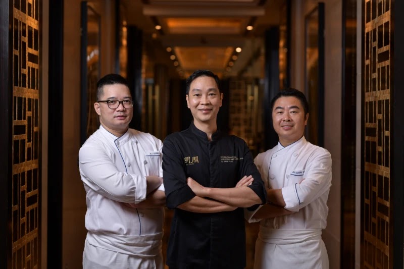 中菜行政總廚李悅發師傅及其團隊 Chinese Cuisine Executive Chef Li Yuet Faat and his team