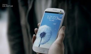 Download ROM Samsung Galaxy S III: ROM Kustom pertama