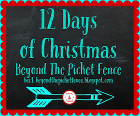 Christmas ideas, DIY, http://bec4-beyondthepicketfence.blogspot.com/2015/12/12-days-of-christmas-day-12-last-minute.html