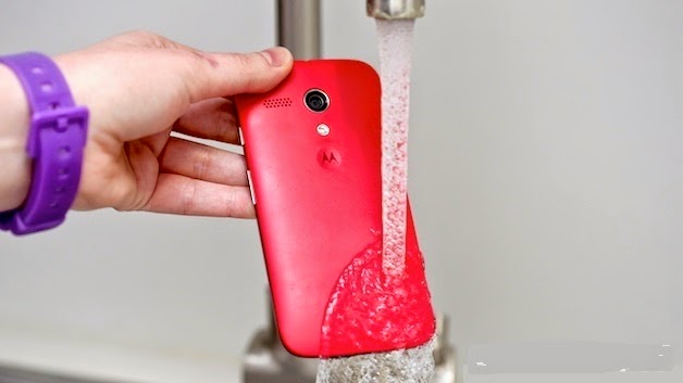 طريقة اصلاح هاتف وقع في الماء