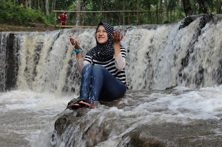 Air Terjun Damar Bulan permanandroid.blogspot.com