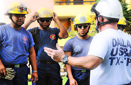 Bomberos de Cozumel reciben capacitación de sus similares de Dallas; realizan prácticas a gran altura