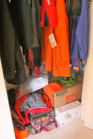 disorganized closet 1