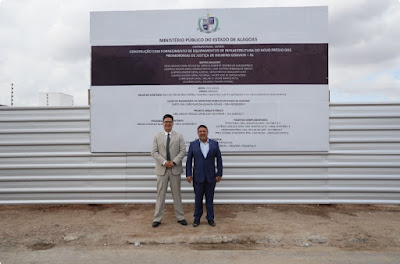 PGJ Márcio Roberto visita terreno onde será construída a sede do MPAL em Delmiro Gouveia