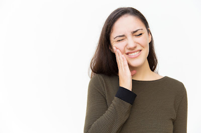 Pionowe złamanie korzenia zęba – leczenie dentystyczne