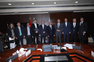 وزراء النقل المصري والخارجية والداخلية بدولة النمسا يشهدون توقيع عقد إنشاء شركة مشتركة  لإدارة ورشة إنتاج مفاتيح السكك الحديد