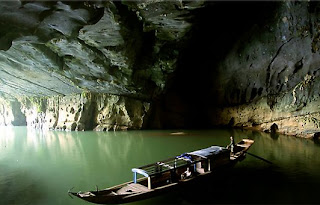 Biggest-Vietnam-Son-Doong-Cave-Wallpaper