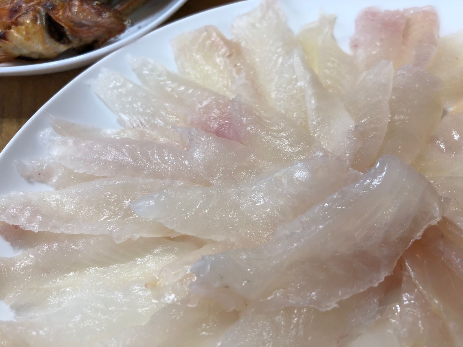 カワハギの刺身と肝醤油はボイルでも美味しいが生肝はさらに旨い イクメンライフハッカー