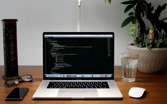 Designing Courses Demand Offline and Online Learning. Why?