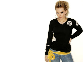 Hilary Duff non-watermarked wallpapers at fullwalls.blogspot.com