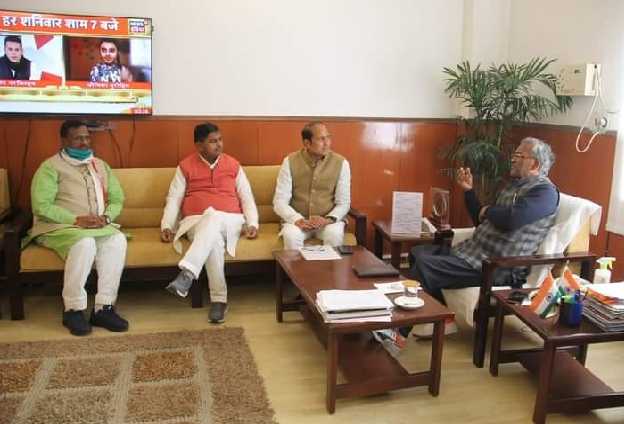 उत्तर प्रदेश के सीएम योगी आदित्यनाथ ने आपदा के हालातों का जायजा लेने उत्तराखण्ड भेजे यूपी के तीन मंत्री