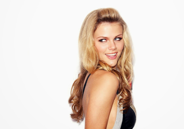 Brooklyn Decker Wallpapers Free Download