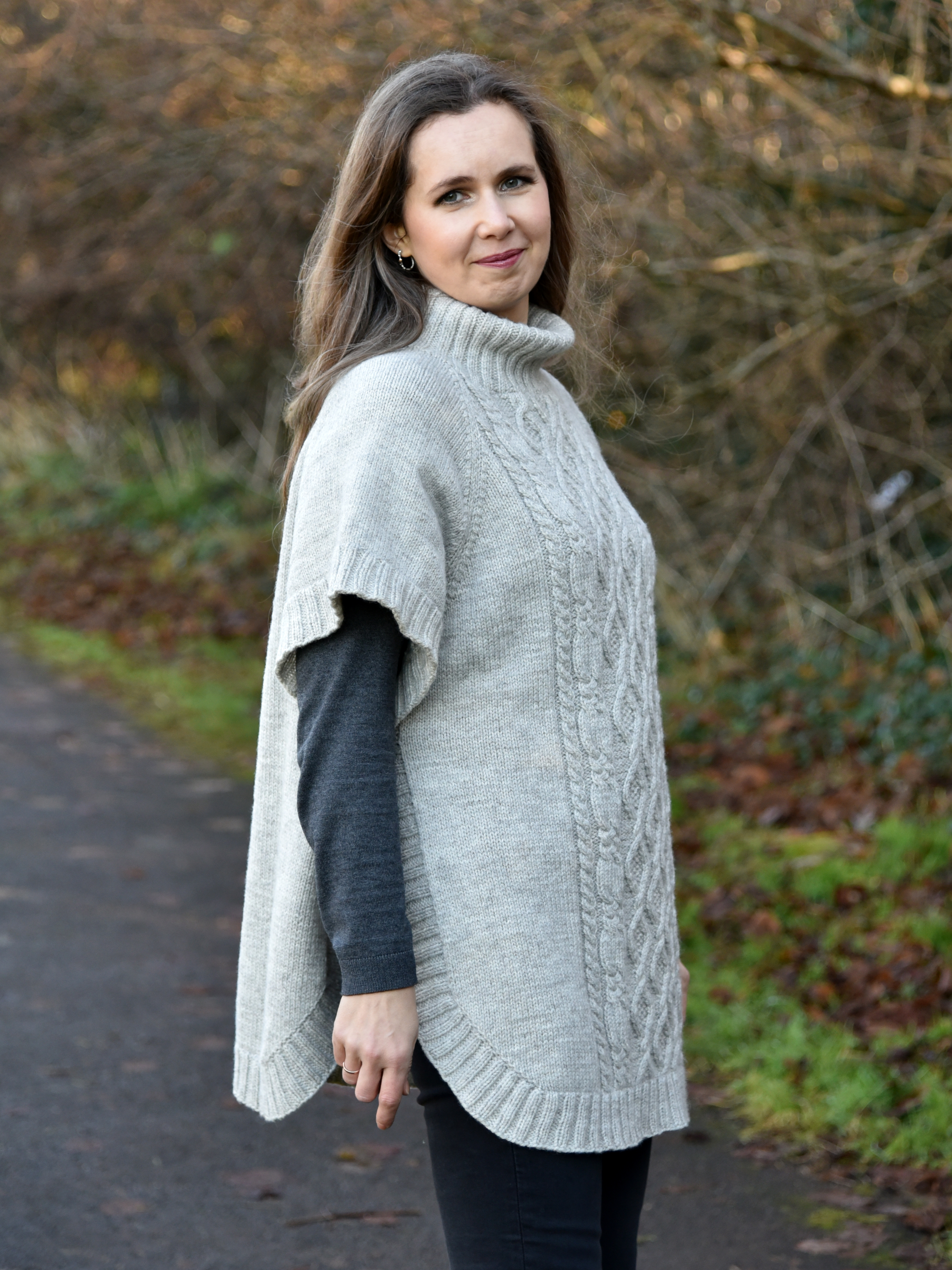 ViTalina Craft: Adult Saunter Poncho - pattern release and project kits