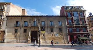 Oviedo, Palacio de Camposagrado.