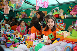 El Rastrillo Infantil Solidario reúne a miles de personas en beneficio de la ayuda a refugiados