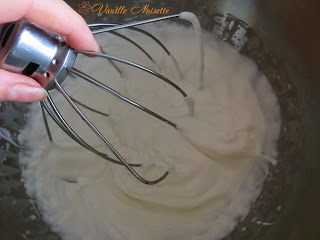 Bavarois vanille fraise préparation