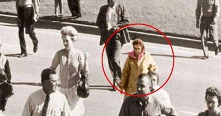 Babushka Lady, Wanita Misterius Dalam Peristiwa Terbunuhnya Kennedy