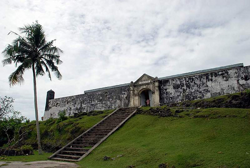 Benteng Duurstede merupakan contoh Peninggalan Bersejarah di Indonesia