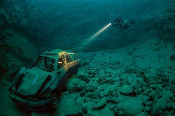 The Best Underwater Photos EVER Taken Show Life From A Different Angle. - British Waters Wide Angle ‘Part of the Illusion’ by Marcus Blatchford from the UK