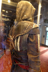 Assassins Creed Aguilar back costume detail