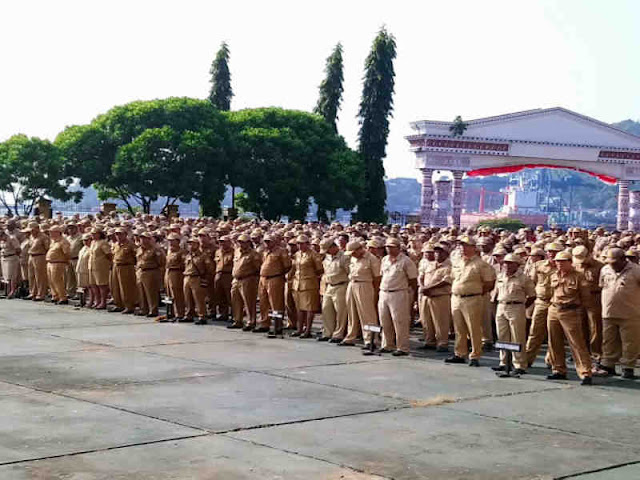 Hery Dosinaen Soroti Tingkat Kehadiran Pegawai Prov Papua Dalam Apel Pagi