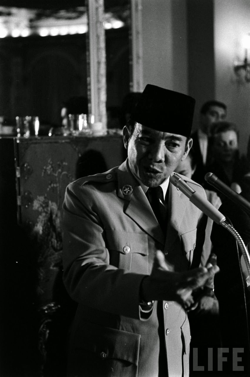 Kumpulan Foto Ir. Soekarno (Bung Karno) Bag. 2 ~ MINEPAD