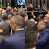Vice-presidente do PT dá tapa na cara de deputado durante sessão na Câmara; confusão aconteceu na promulgação da reforma tributária
