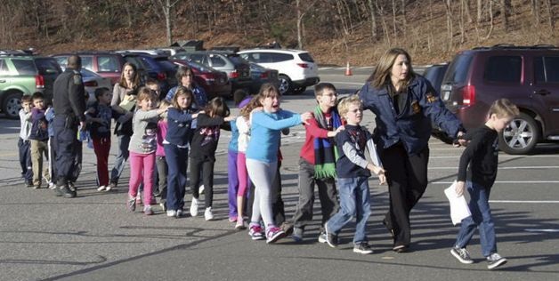 newtown conneticut, shooting at a primary school,breaking news