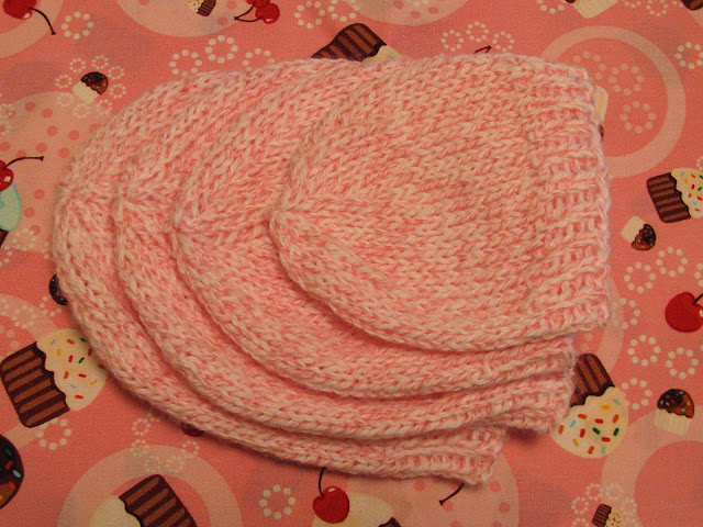 April Sprinkles: Bunches of baby hats! 