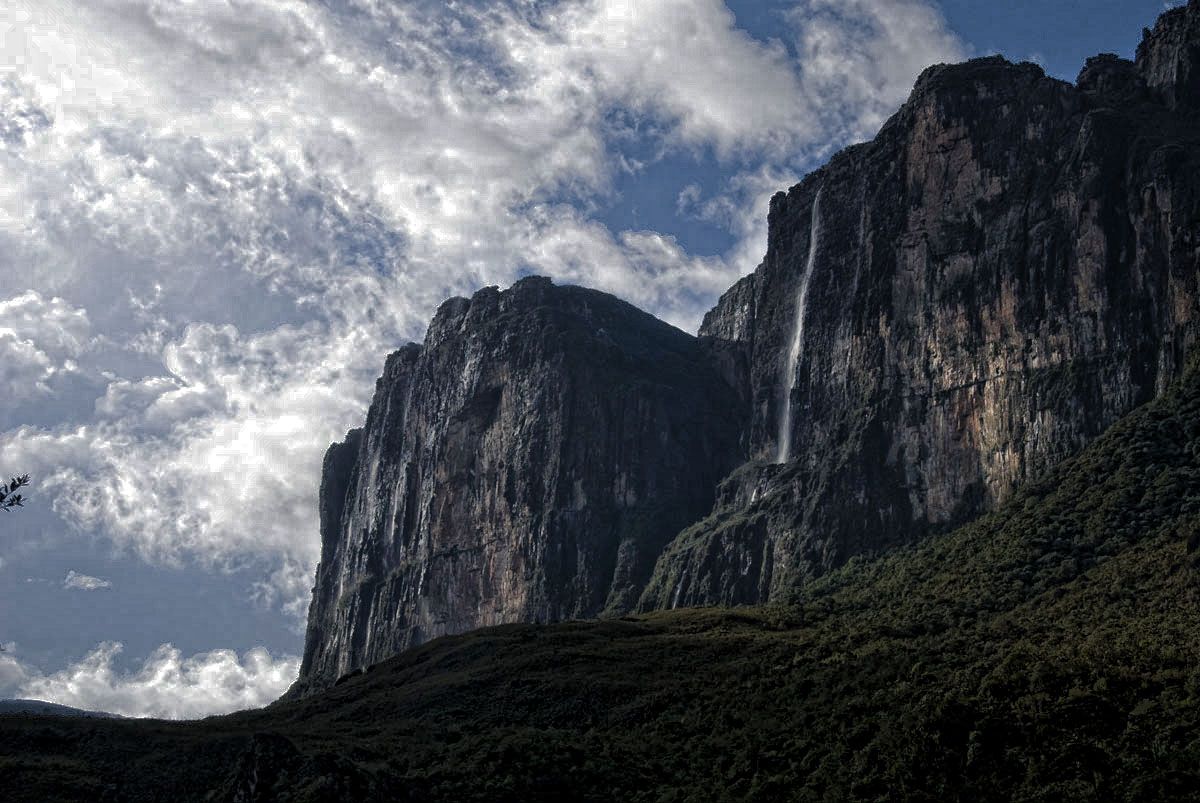 Akvaryum.com Forum: Amazon'un Gizlediği Kayıp Dünya Roraima Dağı
