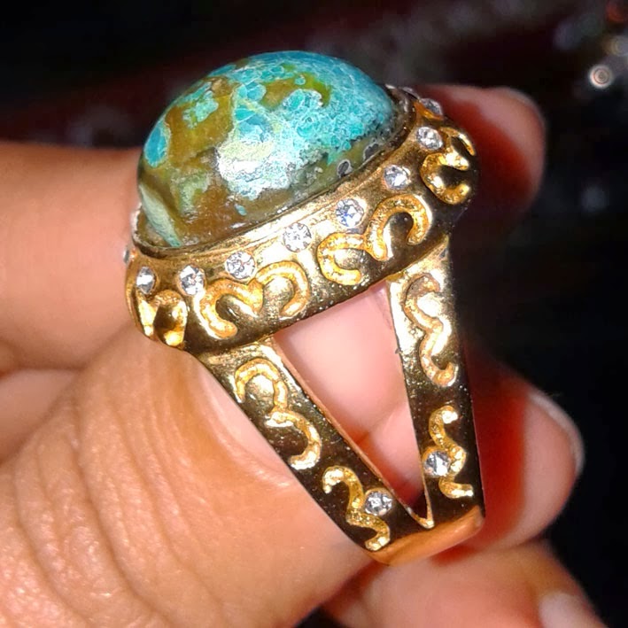 batu bacan doko kuning}