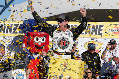 Harvick Double Downs At Vegas - #NASCAR