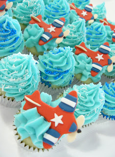 Plane Cupcakes