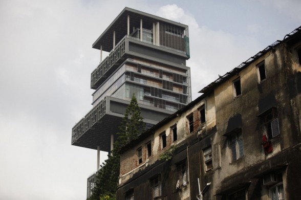 ‘Antilia’ Residence in Mumbai sky scraper