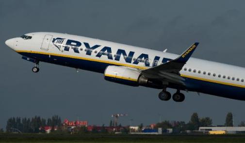  Un avion de la compagnie Ryanair, le 11 octobre 2014 à l'Aéroport de Lille-Lesquin | afp