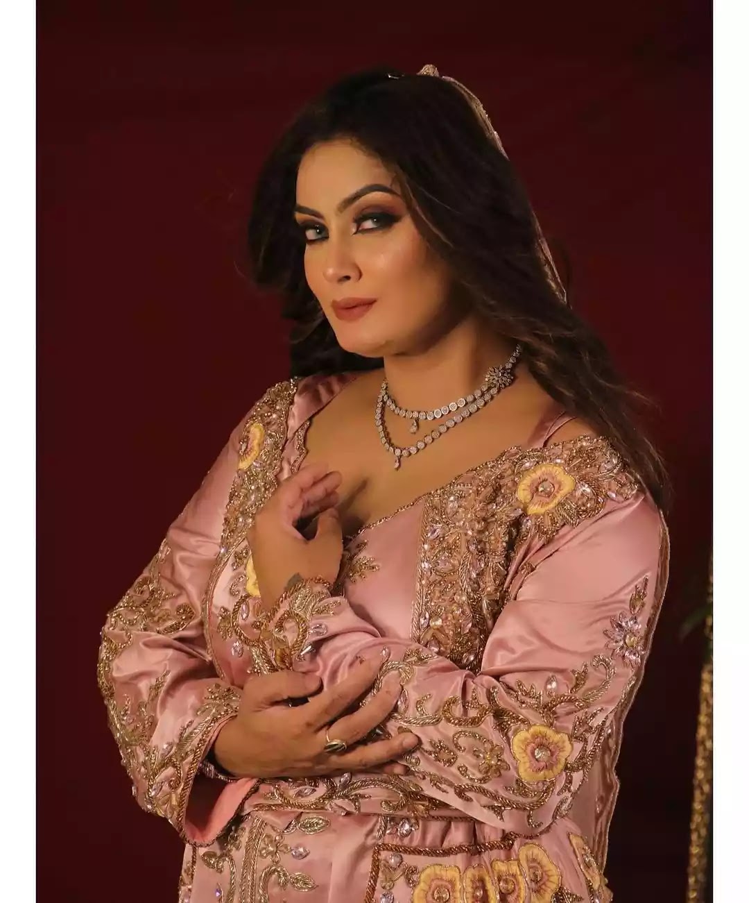 Twinkle Kapoor. Twinkle Kapoor fashion. Twinkle Kapoor films. Indian star Twinkle Kapoor. Twinkle Kapoor Biography. Twinkle Kapoor  Bridal.