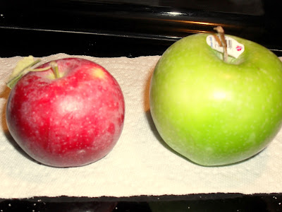 Apple size comparison