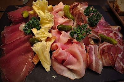 Coucou, cold cuts cheese