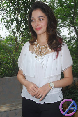 South_Actress_Tamanna_In_White_Dress