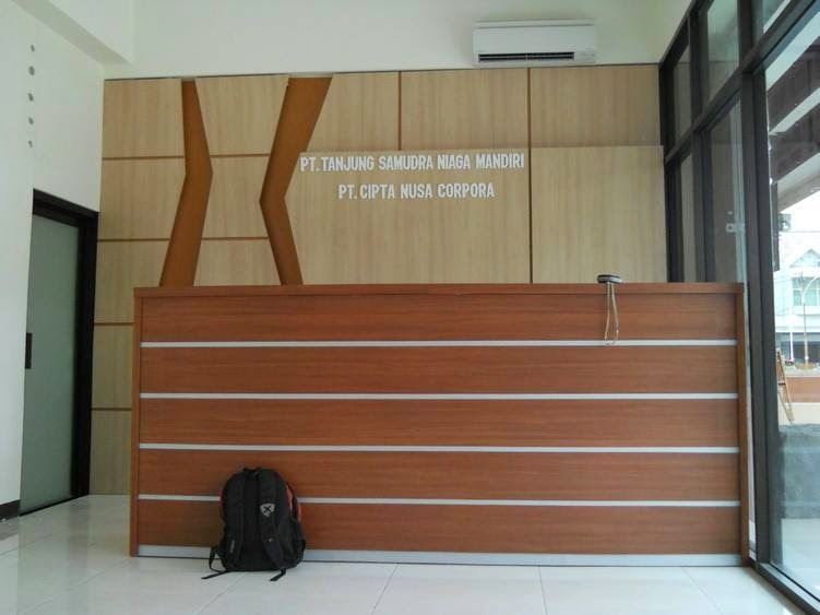 Meja Resepsionis Hotel - Pesan & Antar  Furniture Semarang