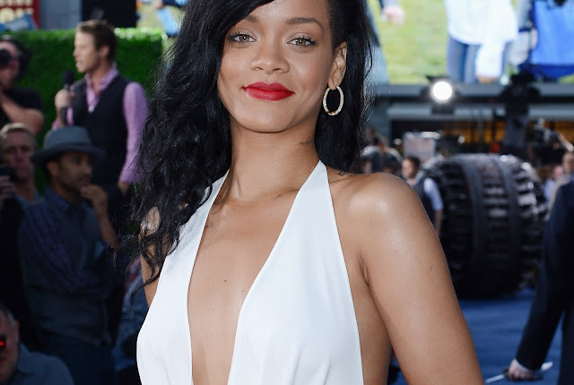 Rihanna at the Battleship Premiere in Los Angeles