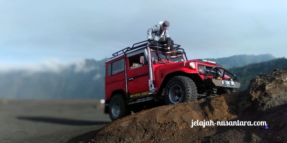 sewa jeep wisata bromo dari batu