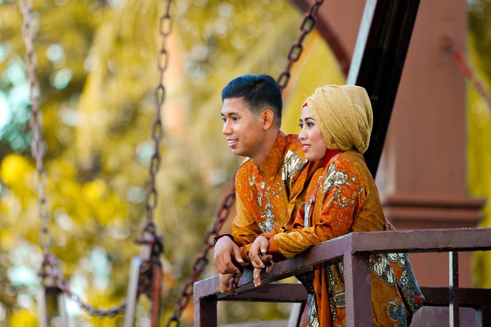 FOTO PREWEDDING CAHYA CATUR DI TAMAN SUROPATI JAKARTA JASA FOTO