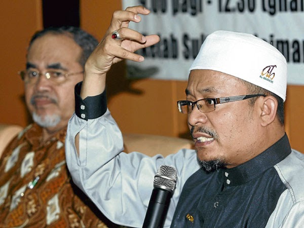 ustaz nik omar nik aziz